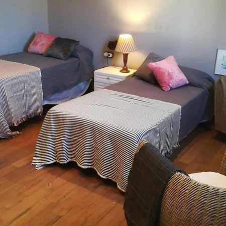 Gran Casa, 600m2, Jardin Con Piscina Y Barbacoa Villa *