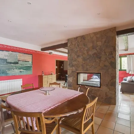 Gran Casa, 600m2, Jardin Con Piscina Y Barbacoa Collbato